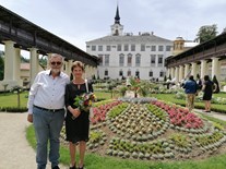 Slavnostní otevření obnovené zámecké zahrady zámku Lysice - 22. 6. 2024 448820634_3021219901350262_2418095840936812573_n.jpg