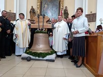 Slavnostní požehnání zvonu v kostele v Olešnici na Moravě - 29. 9. 2024 461857006_3111729328965985_97460359103620793_n.jpg