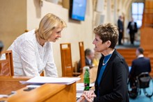 Pokračování 6. schůze Senátu 27. 2. 2025 Pokračování 6. schůze Senátu 27. 2. 2025