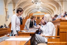 11. schůze Senátu 11. 6. 2025 11. schůze Senátu 11. 6. 2025