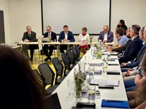 Jednání se starosty obcí Moravského krasu v Domě přírody 28.8.2025 Jednání se starosty obcí Moravského krasu v Domě přírody 28.8.2025